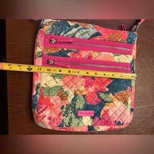 Vera Bradley cross body bag.